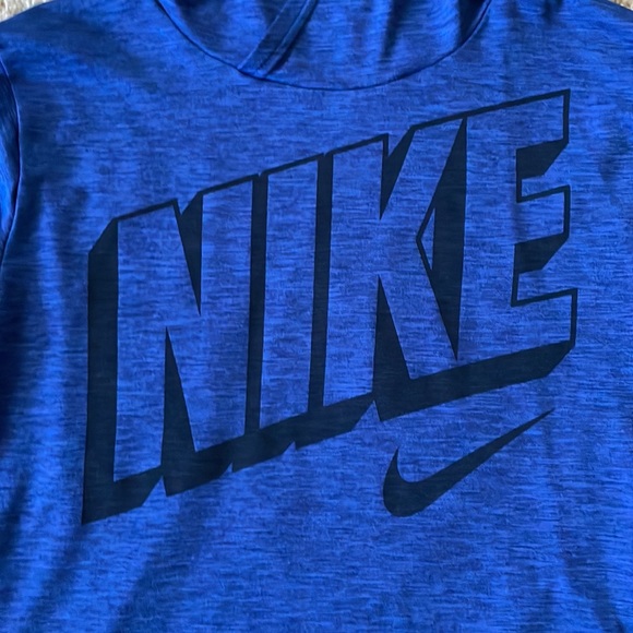 Boys NIKE ‘DRI-FIT’ Long Sleeve Short with Hoodie - Size M - Picture 2 of 7